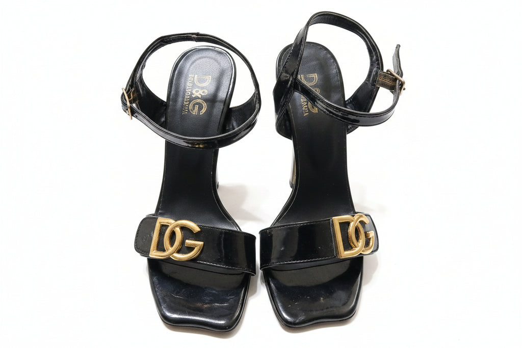 🖤 Women’s Black Designer Heels – Size 39, Gently Used (Gold Double‑G Accent)