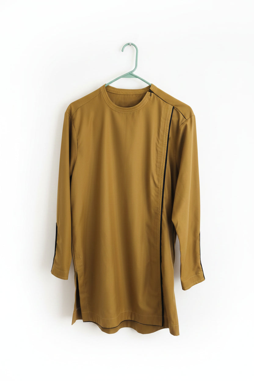 🟡 Men’s African Traditional 2‑Piece Suit – Gold & Black (Medium, Never Worn)