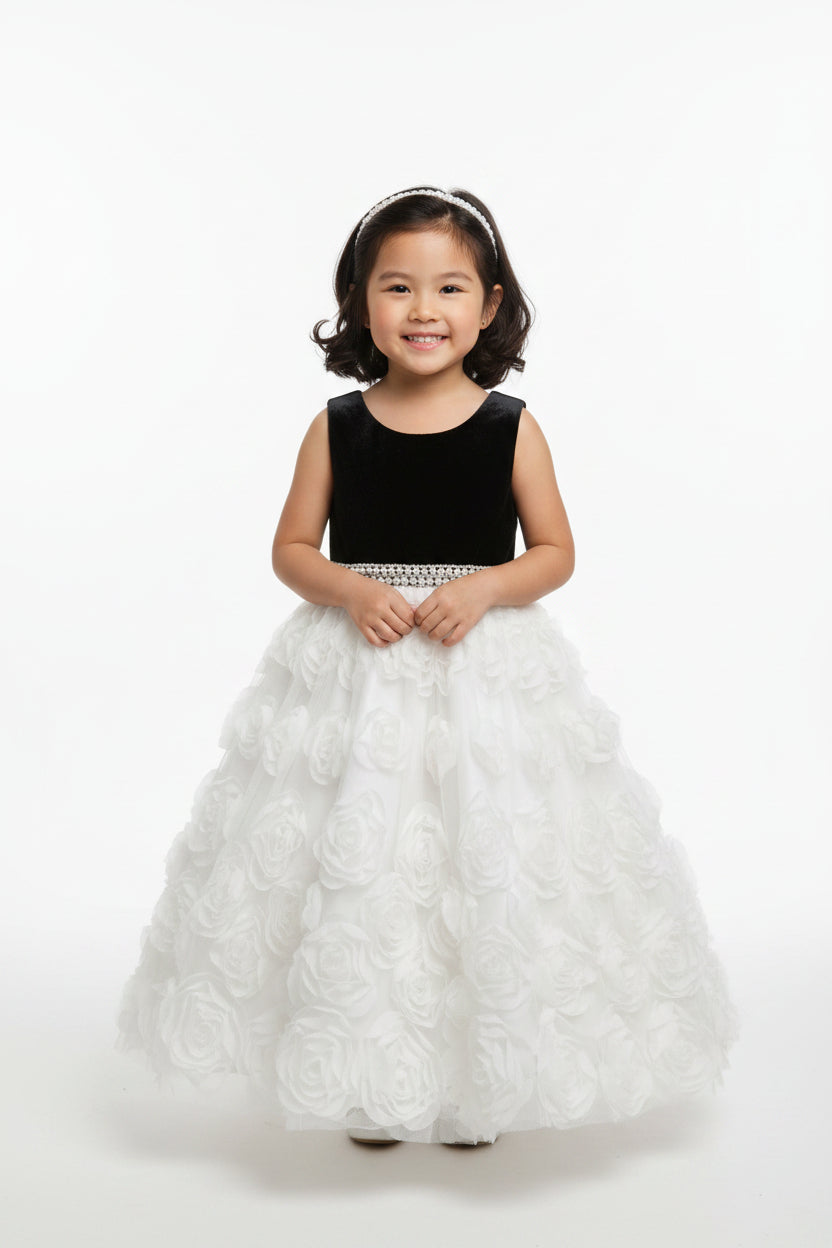 Black & White Velvet Rose Dress – Size 5T 5 Years (Used)